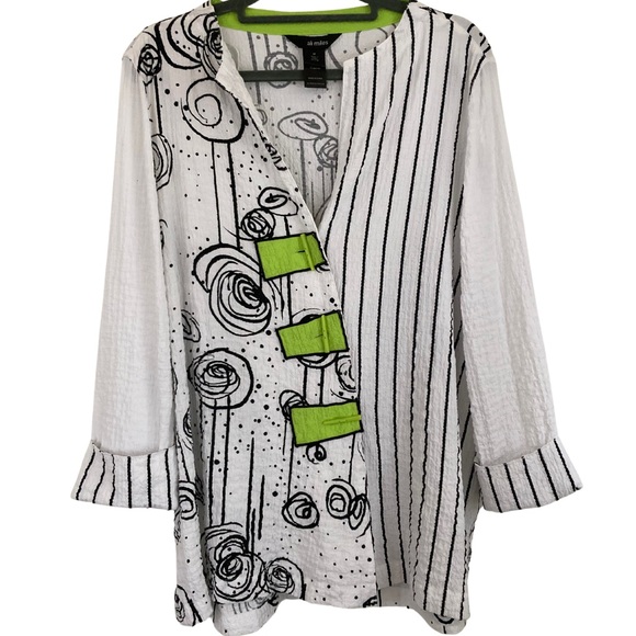 Ali Miles Tops - Ali Miles Artistic Three-Button Lightweight Tunic Top Shirt – Size Medium